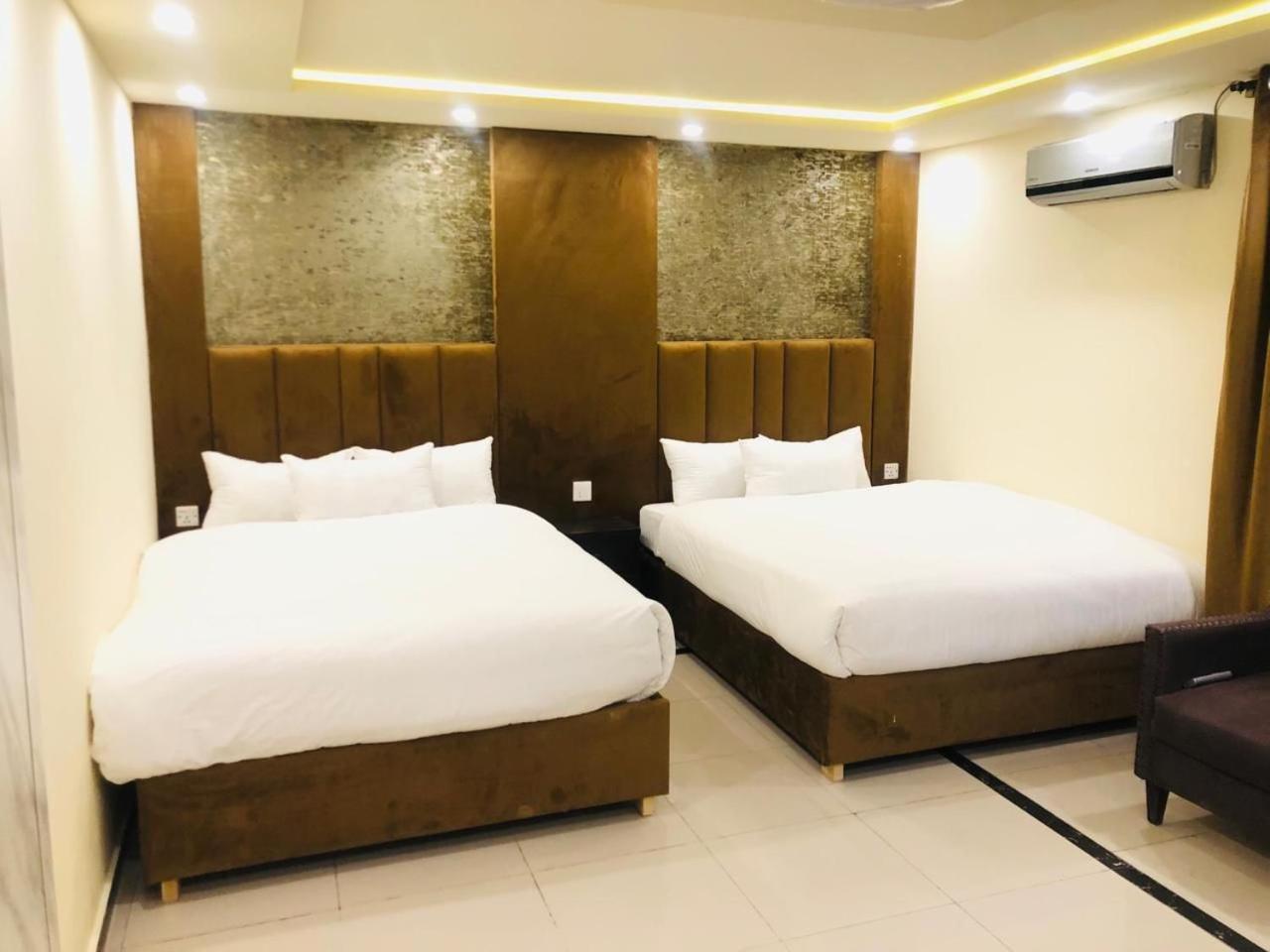 Blue Moon Residency Jinnah Super Исламабад Экстерьер фото