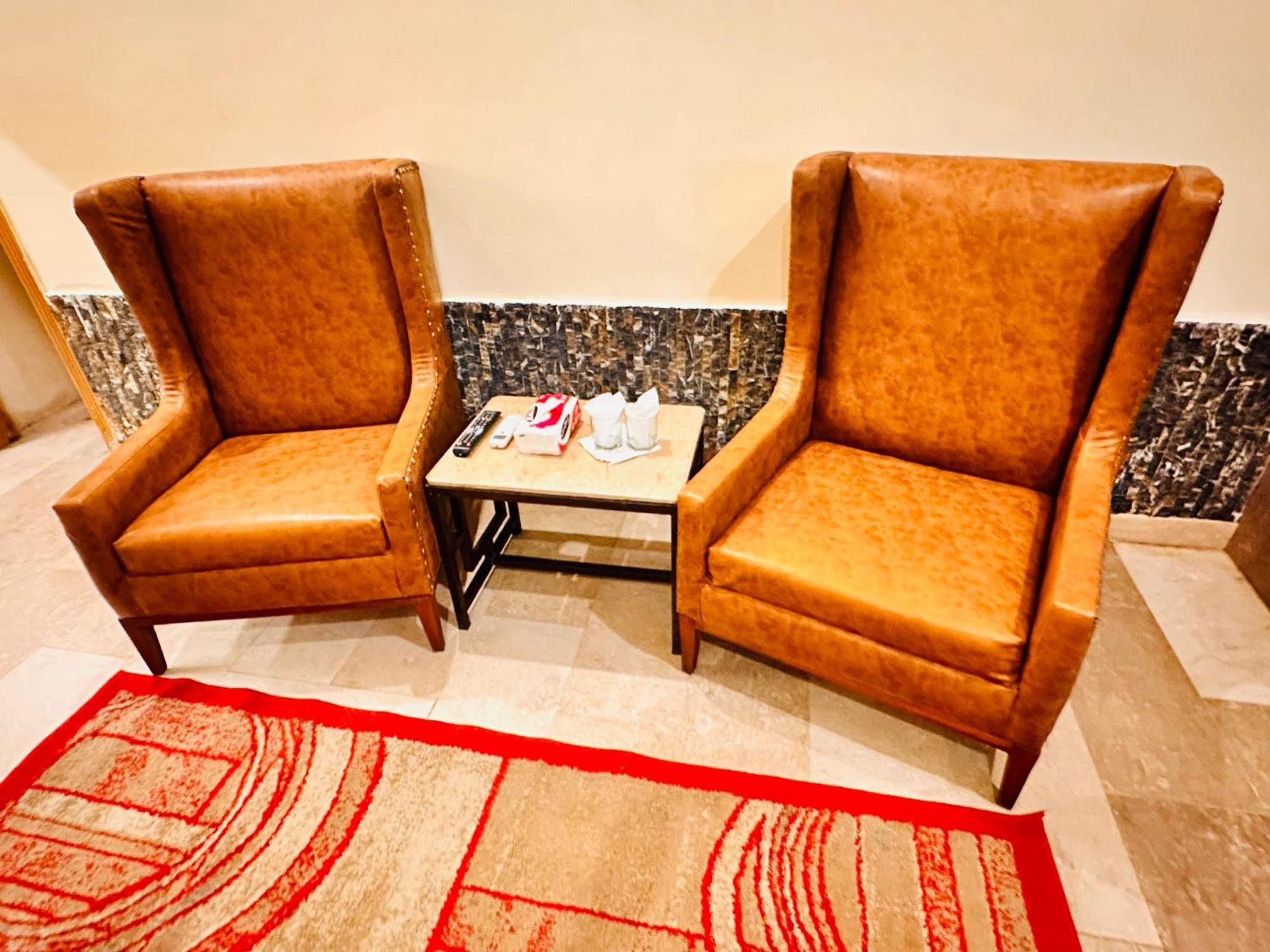 Blue Moon Residency Jinnah Super Исламабад Экстерьер фото